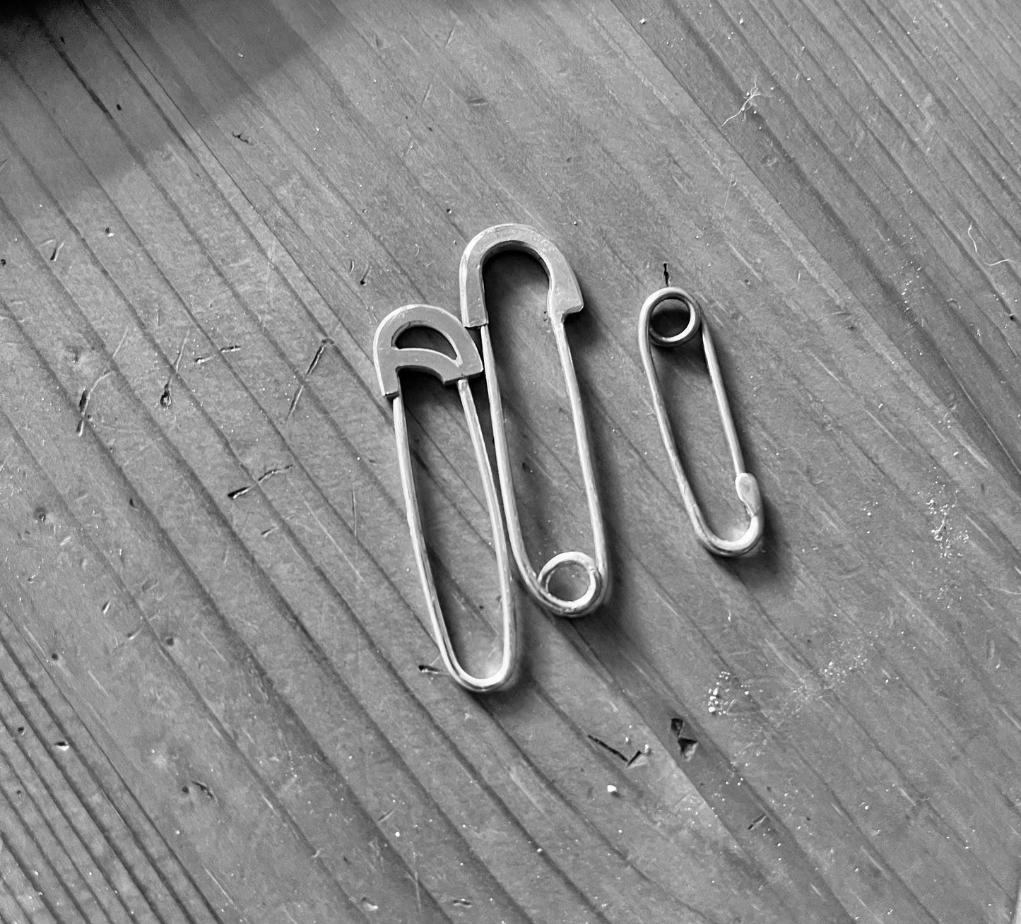 HÜB V- Sicherheitsnadeln aka Safety Pins