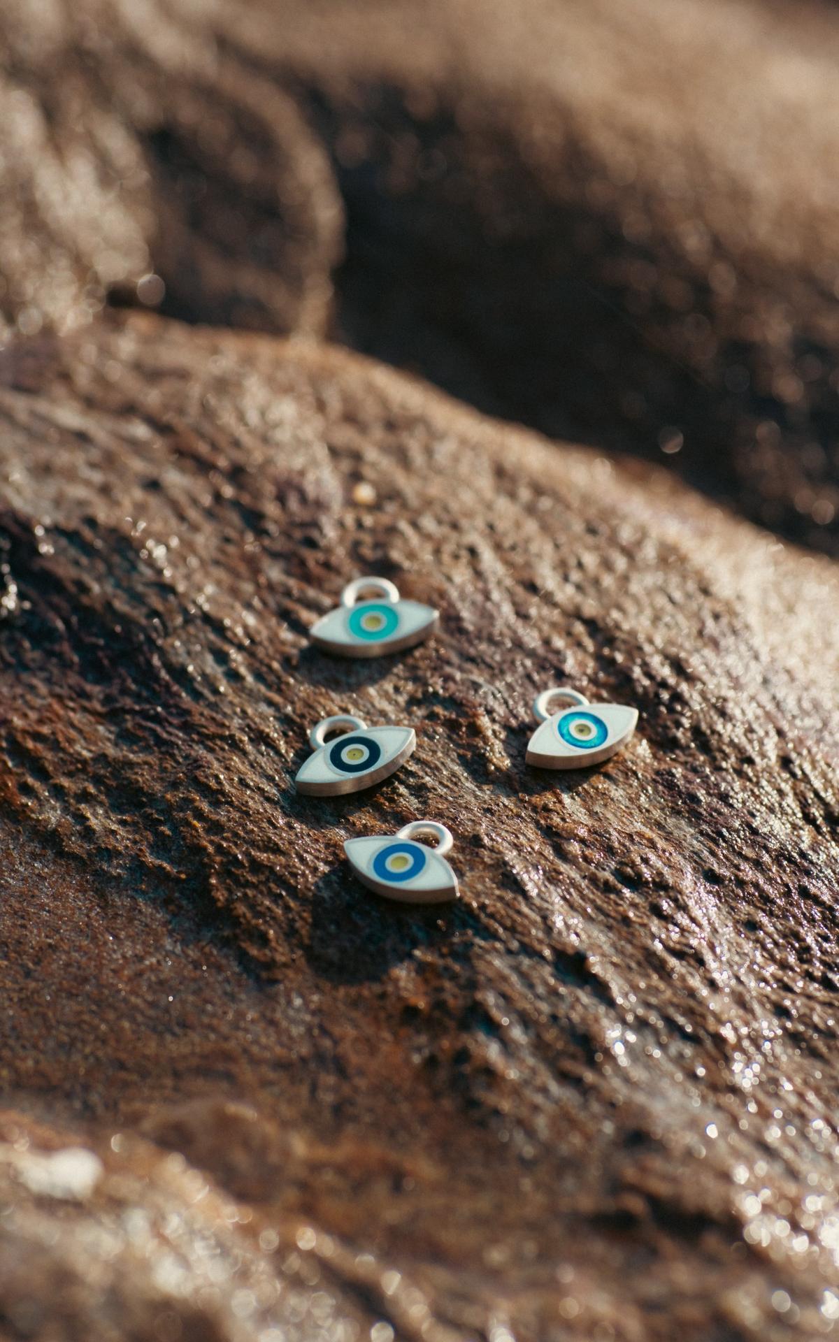 CW- VI Pepper Eyes Multi Use Stud Earring Charm